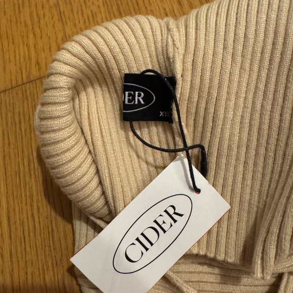 Cider Rib Cross Halter Top NEW WITH TAGS Size XS - Picture 4 of 7